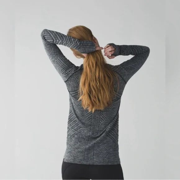 NWT Timeless Cozy Athleisure RARE Classic Lululemon Rest Less Pullover/Top - Picture 2 of 10